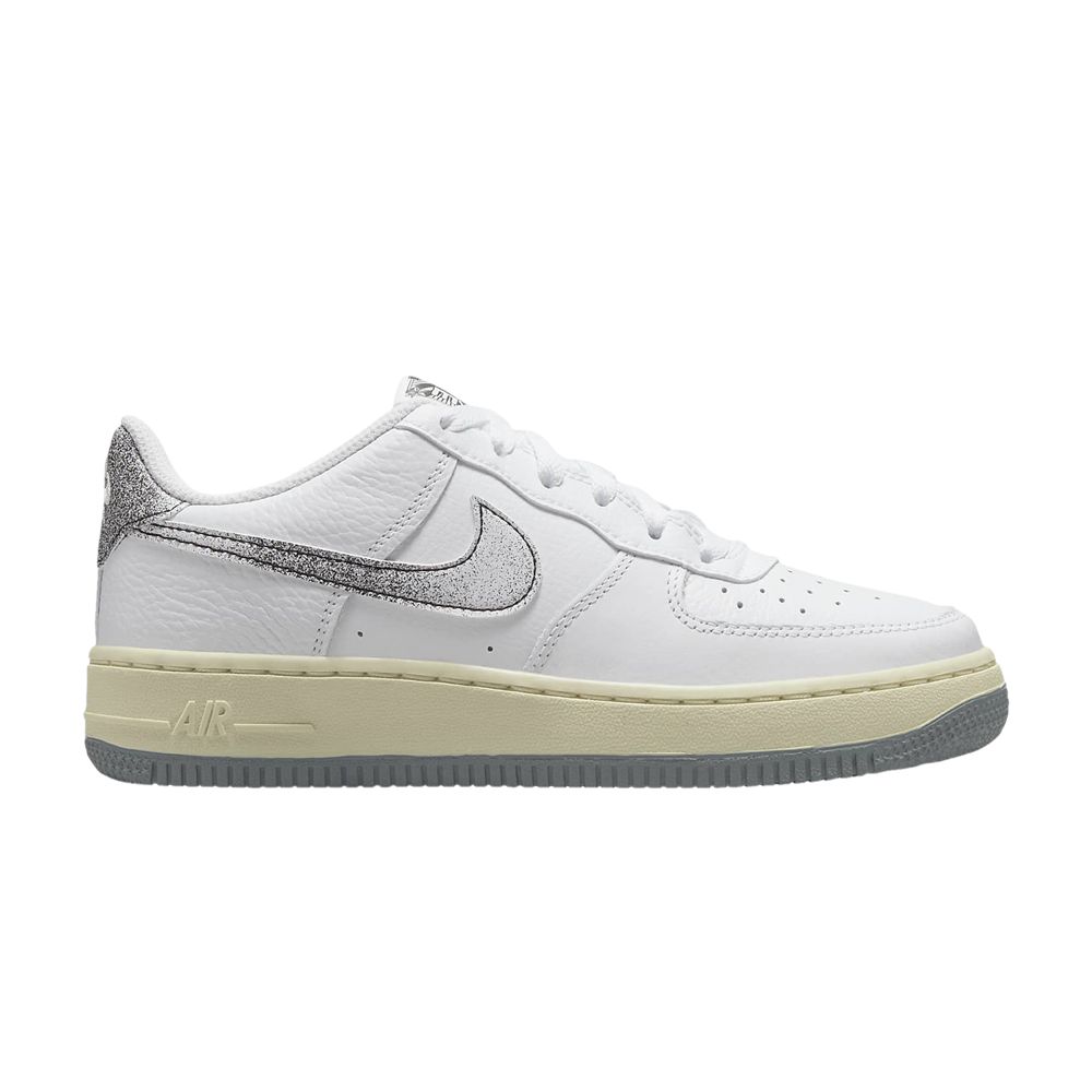 Air Force 1 Low 07 LV8 3