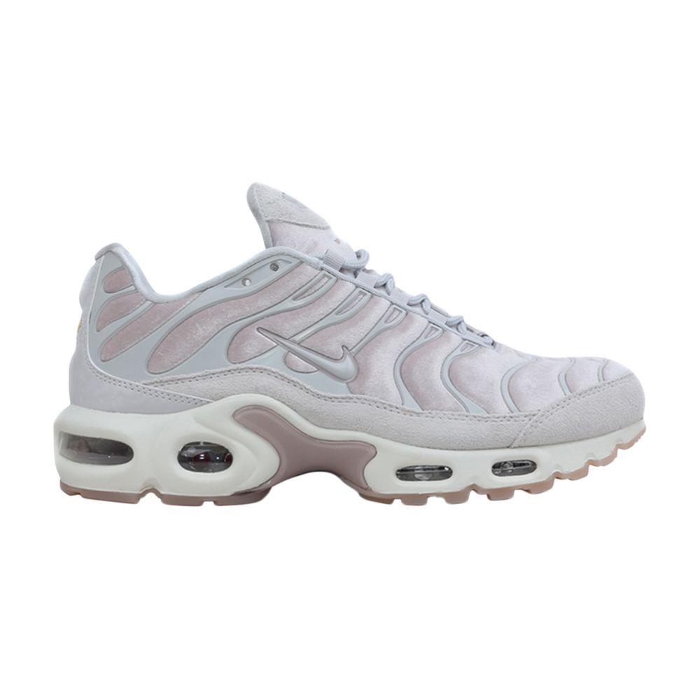 Air Max Plus LX